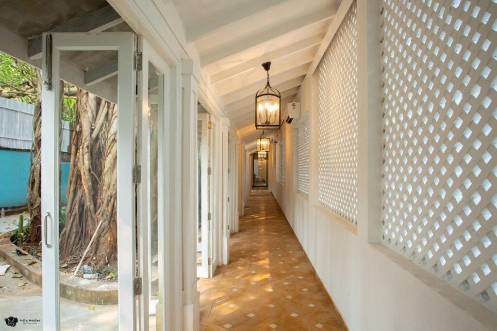 White Banyan Beach Villa, Candolim By The Acacia Villas Esterno foto