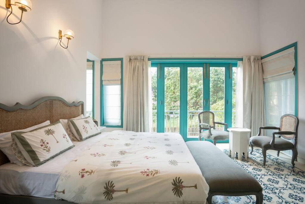 White Banyan Beach Villa, Candolim By The Acacia Villas Esterno foto